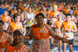 BIB: 214, 25408
                            <button type="button" onclick="openModal(22826393)" class="btn btn-primary btn-sm float-right btn-popup" data-toggle="modal" data-target=".modal-high-quality">
                        <i class="fas fa-shopping-cart"></i> Add to Cart
                    </button>
                                            <button type="button" onclick="isThisMe(22826393, true)" class="btn btn-success btn-sm float-right btn-popup btn-isme hidden" data-toggle="tooltip" data-placement="bottom" title="นี่คือรูปของคุณใช่ไหม คลิกที่นี่เพื่อเอาเข้าอัลบั้ม">
                        <i class="fas fa-plus"></i> Add to album
                    </button>
                    <button type="button" onclick="isThisMe(22826393, false)" class="btn btn-warning btn-sm float-right btn-popup btn-isnotme hidden">
                        <i class="fas fa-ban"></i> Remove from album
                    </button>